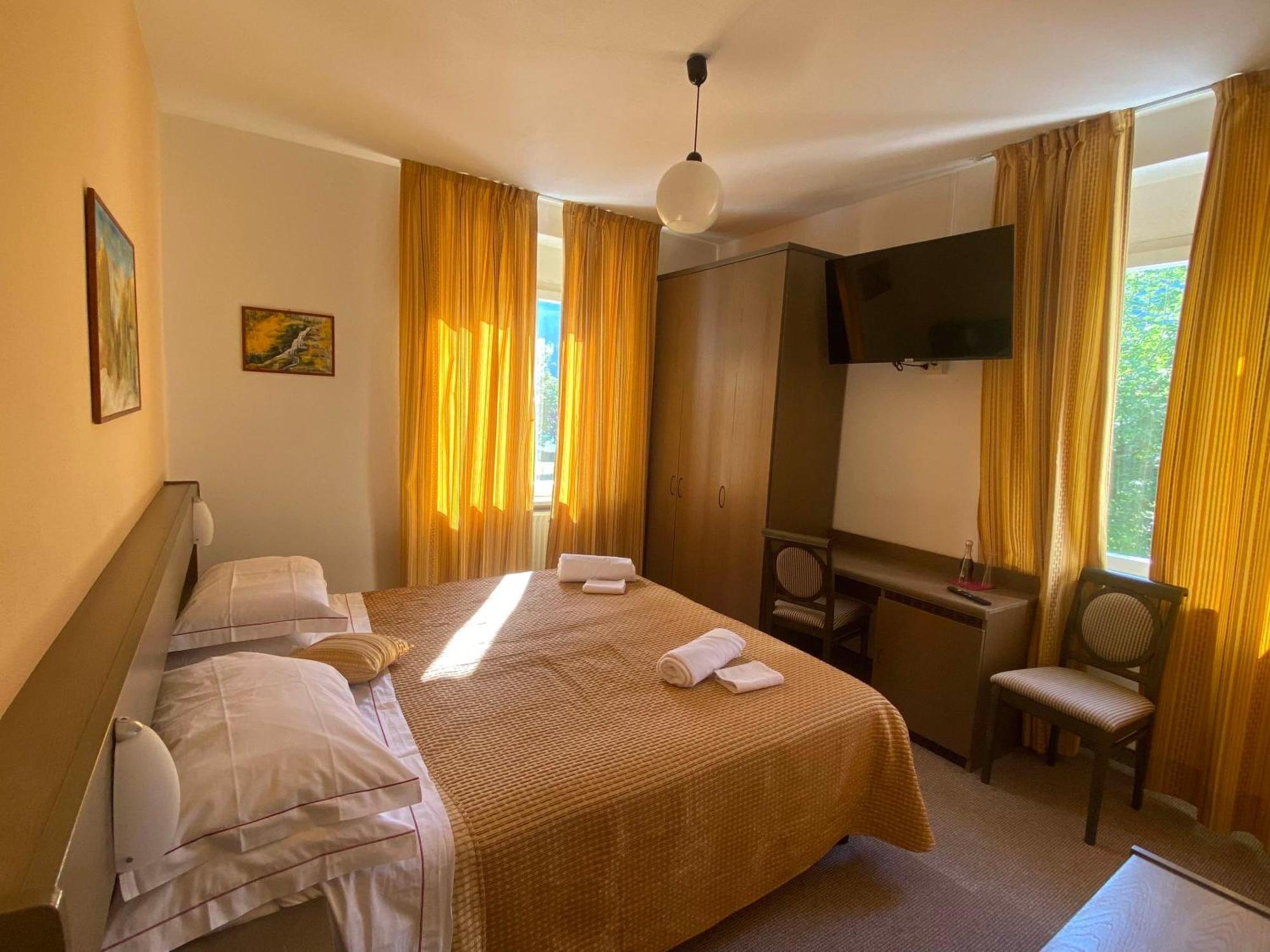 Garden Hotel Bellariva Molveno Luaran gambar