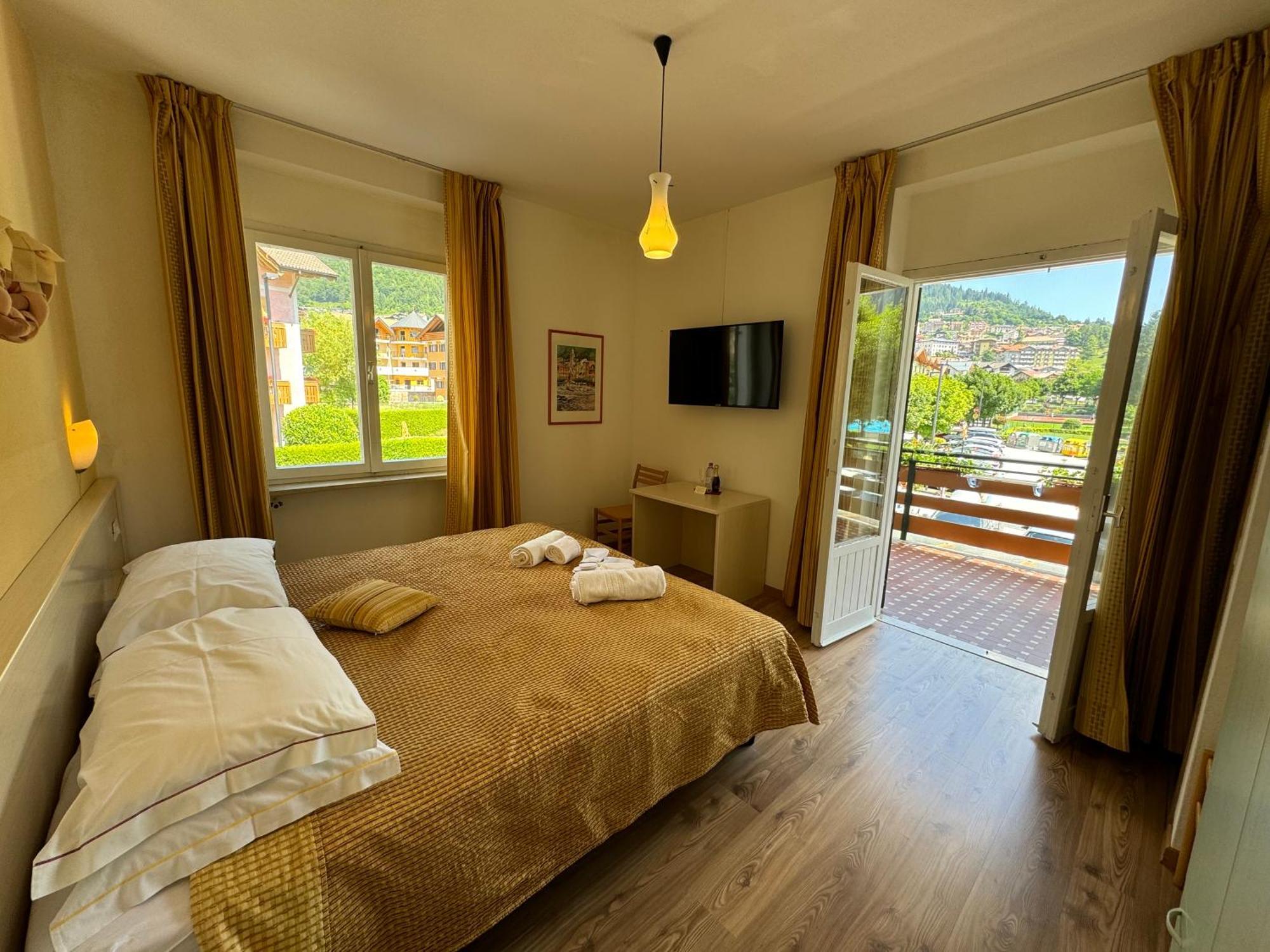 Garden Hotel Bellariva Molveno Bilik gambar