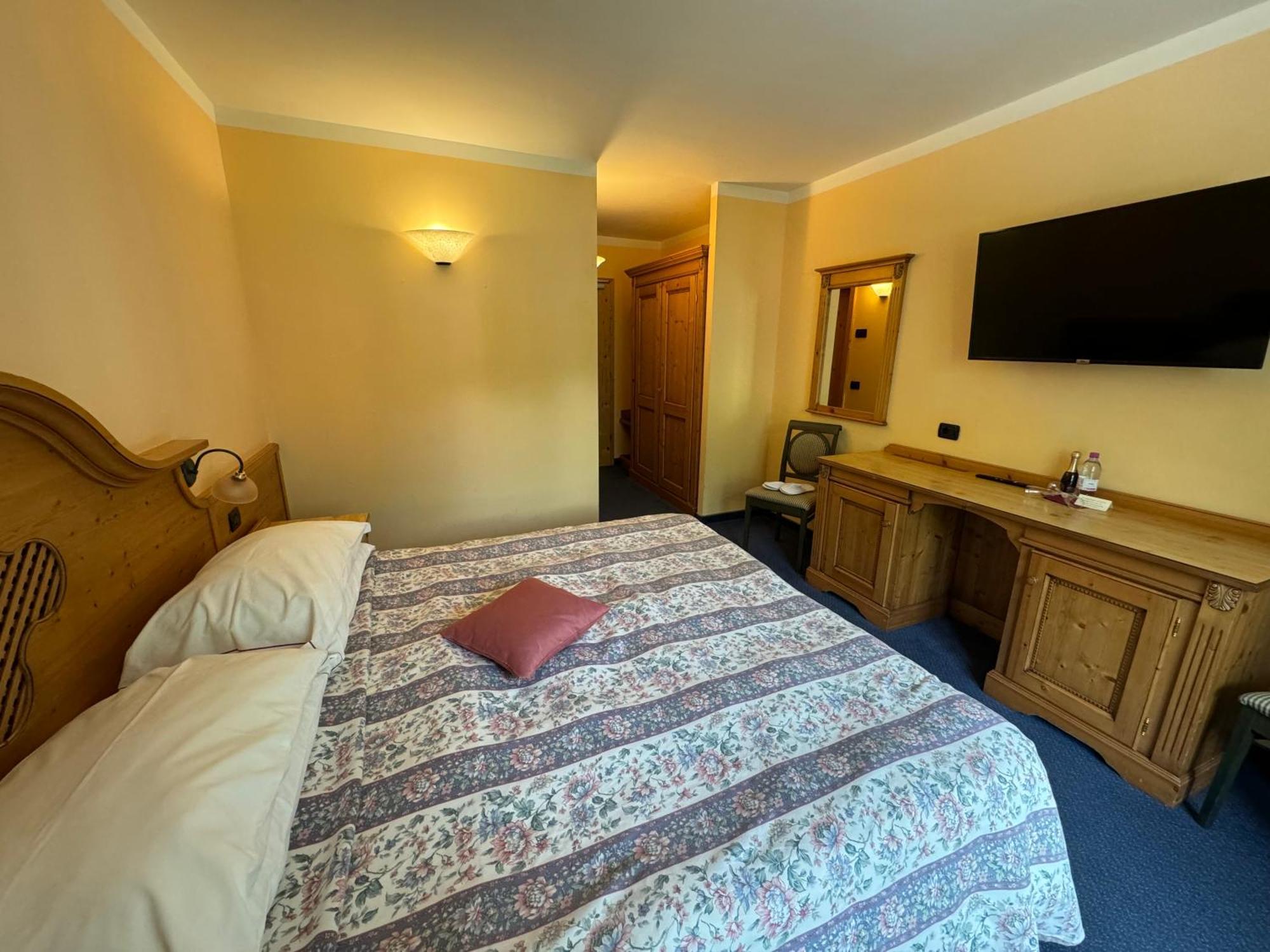 Garden Hotel Bellariva Molveno Bilik gambar