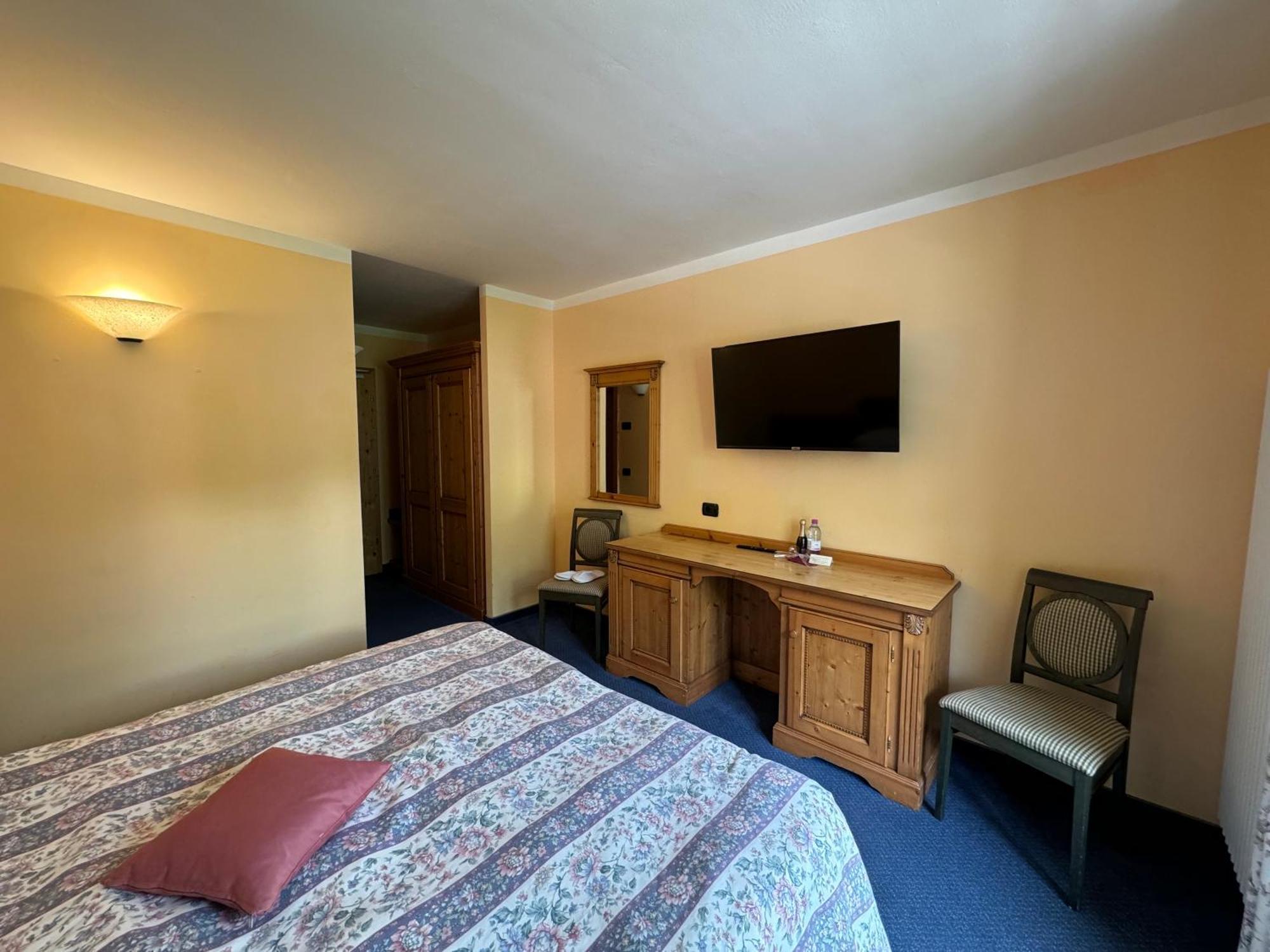 Garden Hotel Bellariva Molveno Bilik gambar